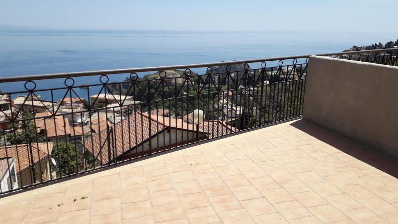 Appartamento Incantevole A Taormina - Casa Ninetta Buitenkant foto